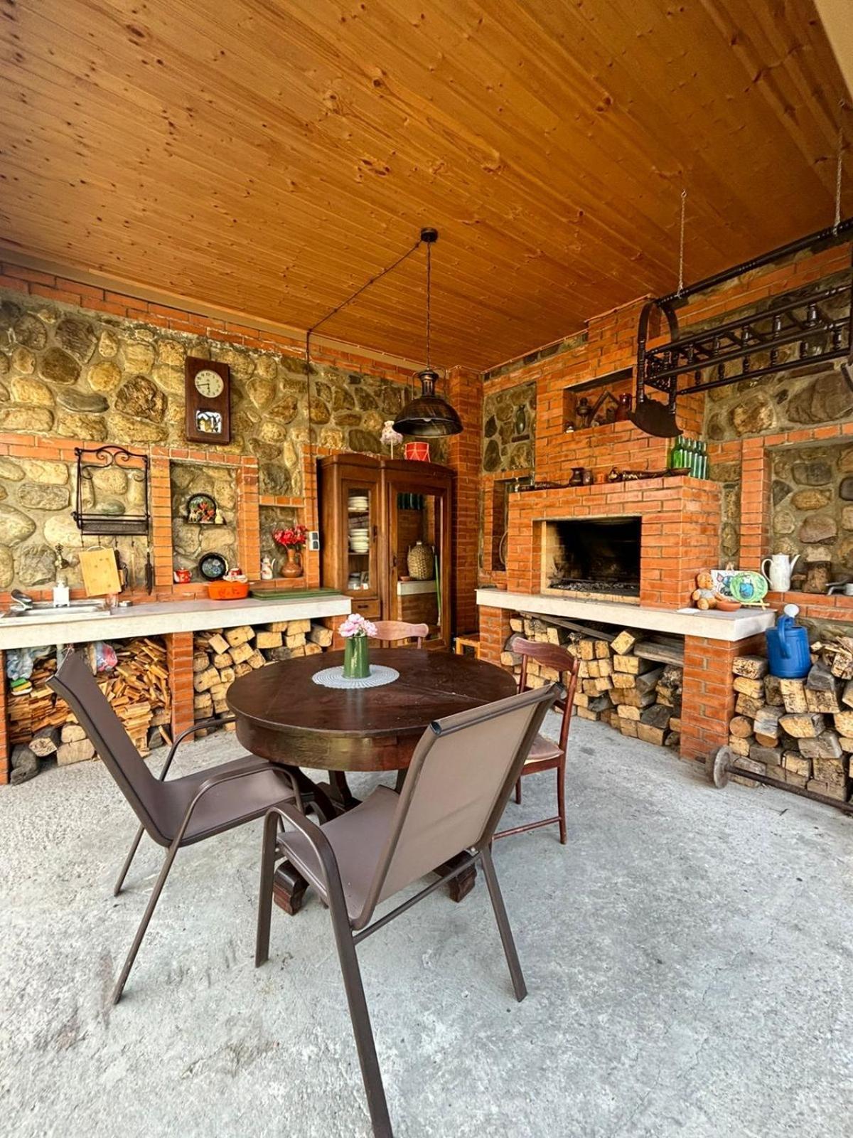 Dushet'i Verona Apartment מראה חיצוני תמונה